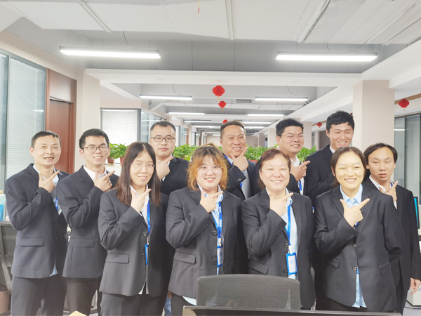 專(zhuān)業(yè)技術(shù)團(tuán)隊(duì)-華東工控