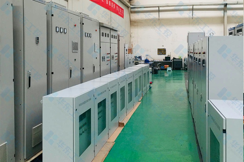 華東工控-變頻控制柜生產(chǎn)車間
