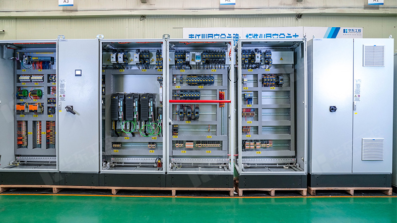華東工控：以PLC控制柜為核心，鑄就高效可靠的自動化控制系統(tǒng)