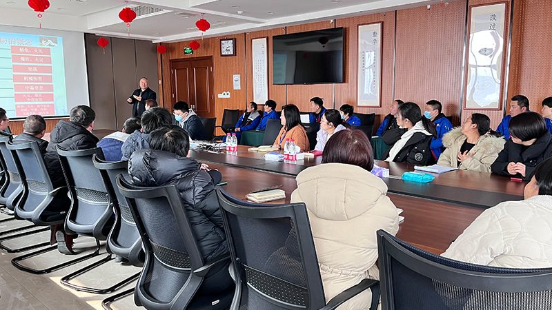 華東工控：組織開(kāi)展雙重預(yù)防機(jī)制專(zhuān)題培訓(xùn)