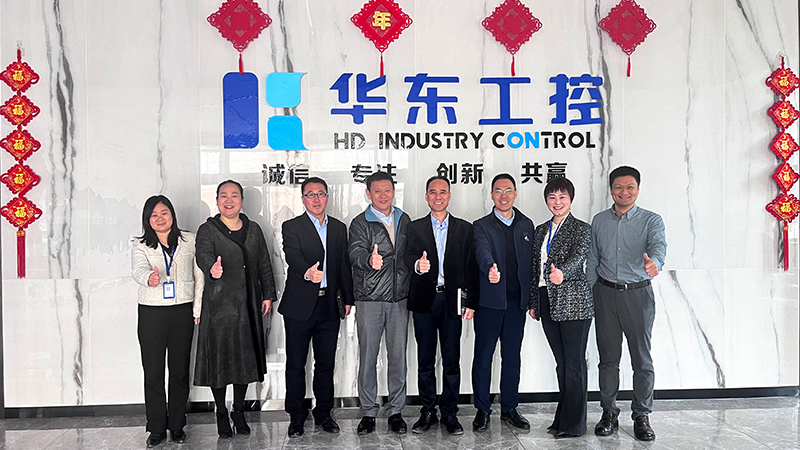 西門(mén)子數(shù)字化工業(yè)集團(tuán)華中大區(qū)總經(jīng)理劉志生一行蒞臨華東工控深入交流