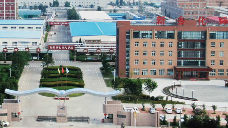 新鄉(xiāng)化纖自備電廠送風(fēng)、引風(fēng)、排煤、給煤、鼓風(fēng)變頻控制系統(tǒng)